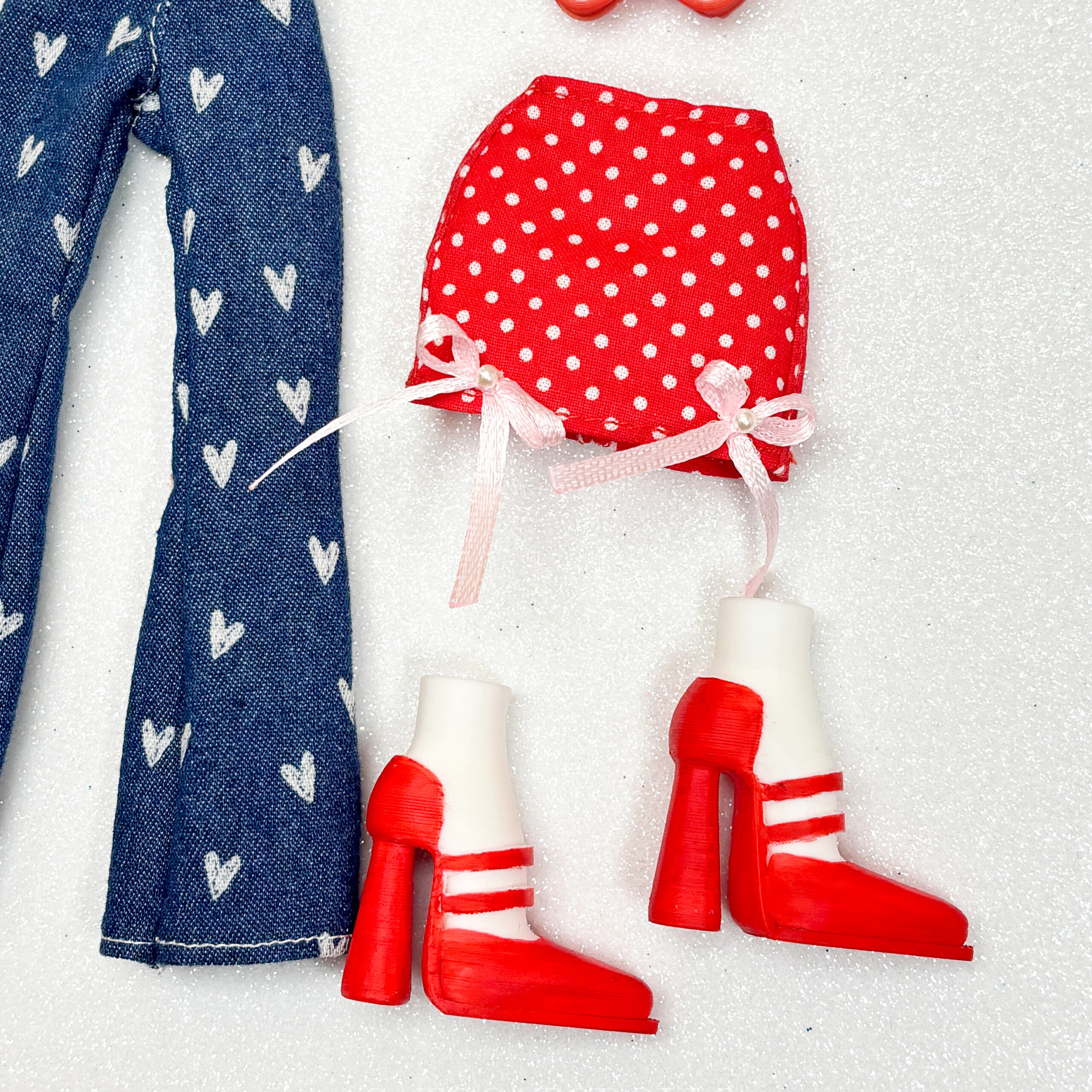 ❤️ Cherry Red Style – Mini Fashion Pack - Image 3